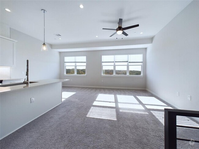 Photo - 12001 Vista Parke Dr Unit 904