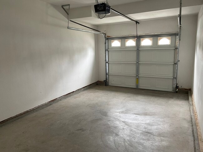 Photo - 1186 SW Lafayette Dr