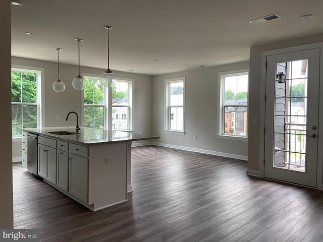 Photo - 3925 Fair Ridge Dr Unidad 301