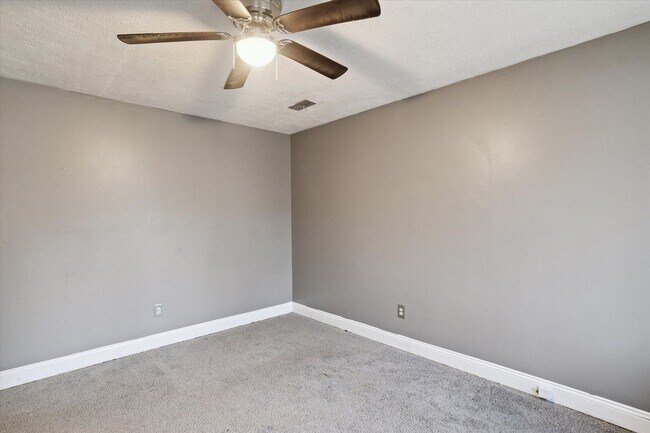 Photo - $1,300 - 3 bedroom 1 bath