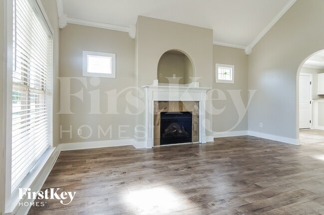 Photo - 236 Stonecreek Pl