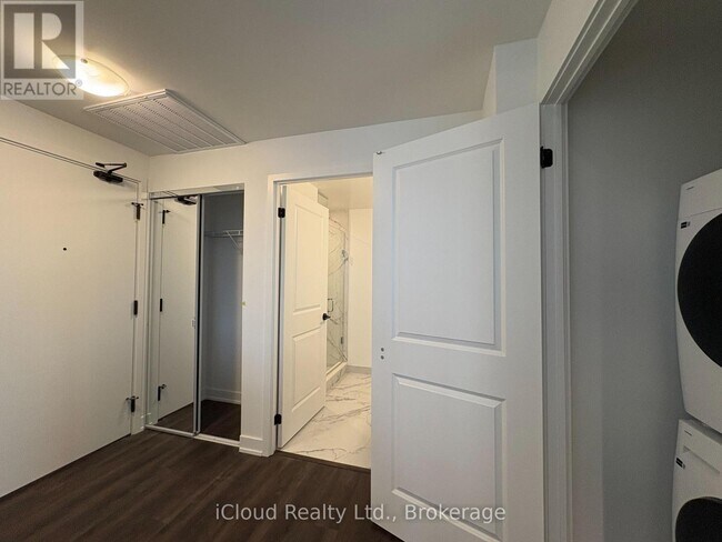 Photo - 2075 Lakeshore Rd. Unit 908