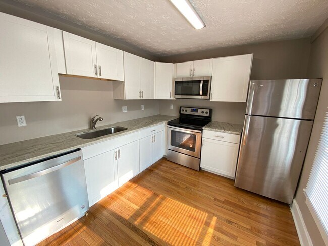 Photo - 68 W 9th Ave Unit R