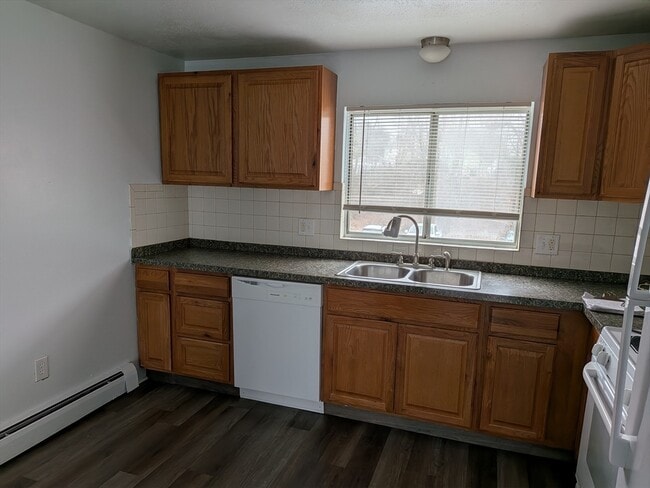 Photo - 83R Hobart St Unit C4