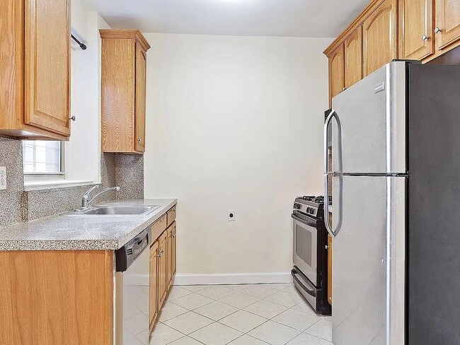 Photo - 41-15 45th St Unit 3D