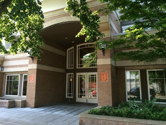 1Bd/1Ba Seattle Condo - 1Bd/1Ba Seattle Condo Unit 617
