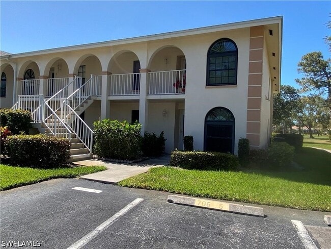 Building Photo - 705 Augusta Blvd Unit 705-5