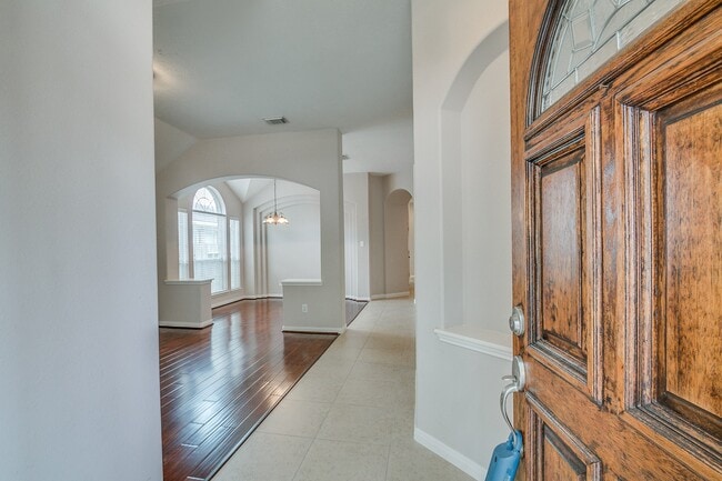 Photo - 10914 Tattershall Ln