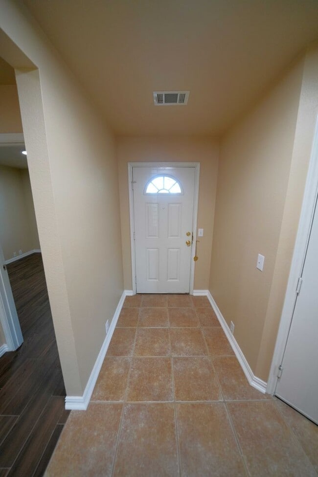 Photo - Immaculately upgraded and maintained home now available in Cibolo! Realtor Commission: $550