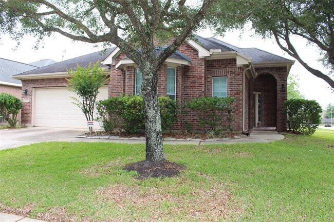 Photo - 19227 Countryhills Ct House
