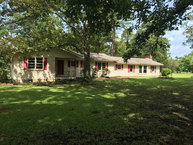 Home on acreage - Home on acreage