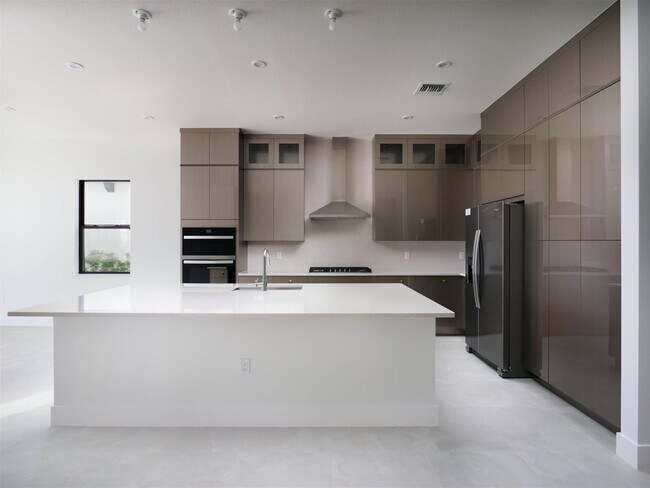 Photo - 12553 Solana Bay Cir