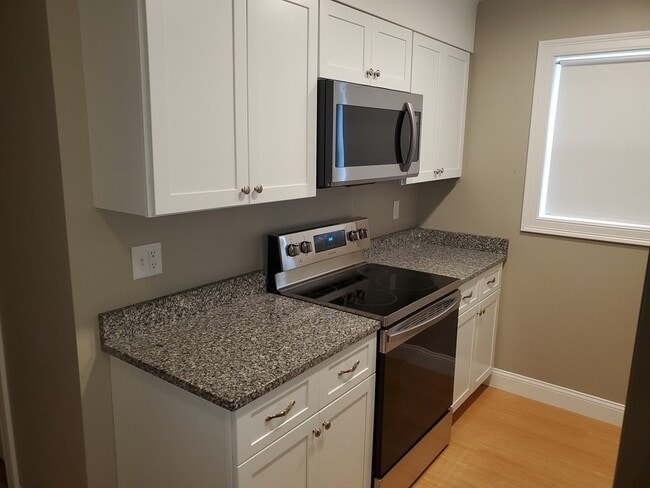 Photo - 110 Lucerne St Unit 0