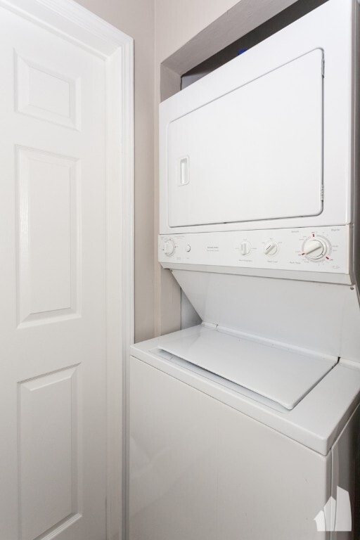 Photo - 2440 N Ashland Ave Unit 2