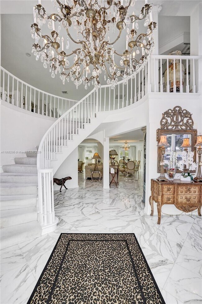 Photo - 2889 NE 35th St