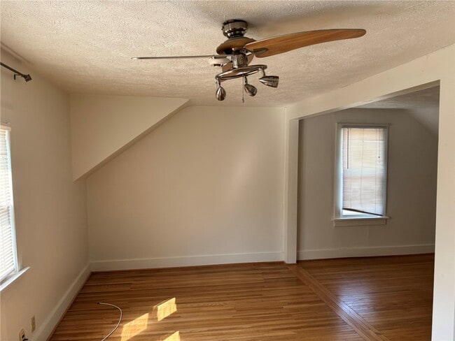 Building Photo - 2096 Norton St