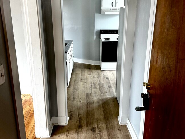 Photo - 292 Penobscot Ave Unit 1