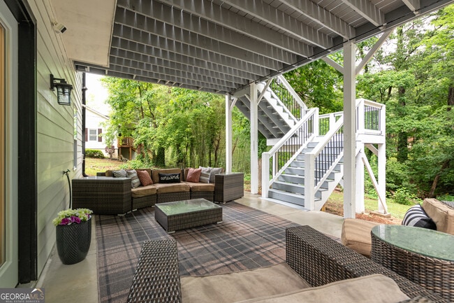 19 Rock Crest Cir SE