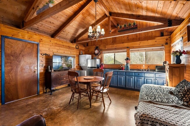 Photo - 1597 Pipe Springs Dr