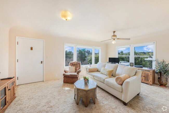 Building Photo - 4807 Foxenwood Ln Unit ID1244464P Rental