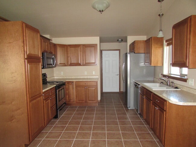 Photo - 2 BED | 2 BATH | TOWNHOME | SOUTH