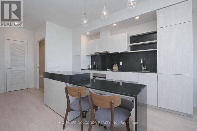 Photo - 16 Bonnycastle St Unit 1306