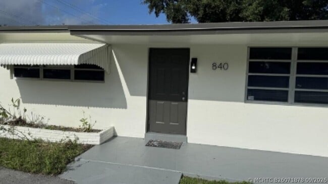 842 S 63rd Ave