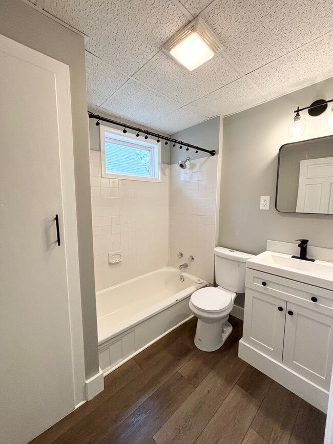 Photo - 109 Unger Ave Unit Upper