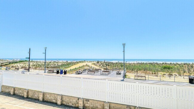 Photo - 108 S Montpelier Ave