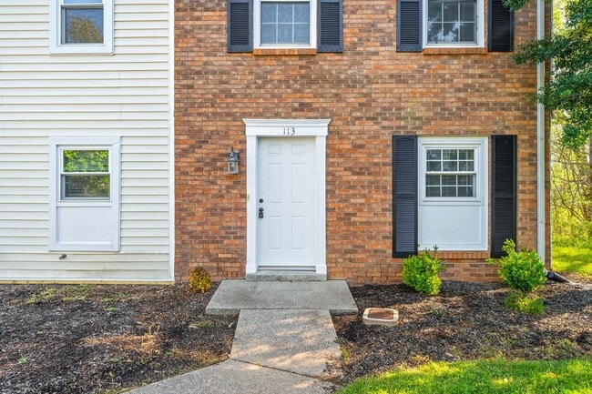 Photo - 2 Bedroom Condo For Rent Near Post!