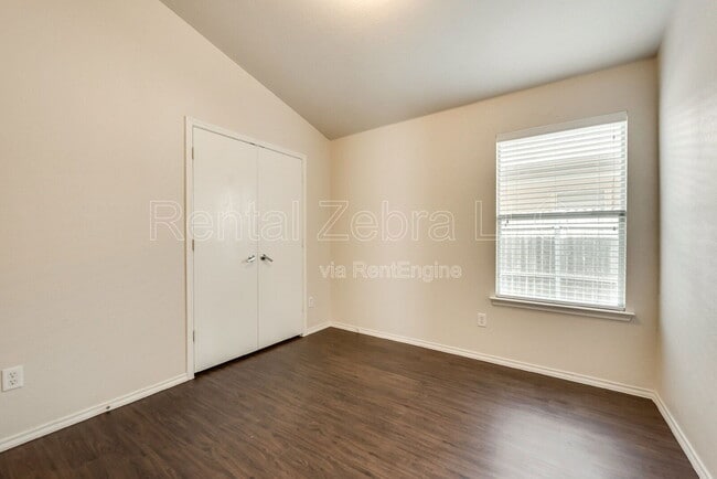 Photo - 1256 Kielder Cir