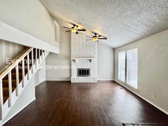 Photo - 8213 E 65th St