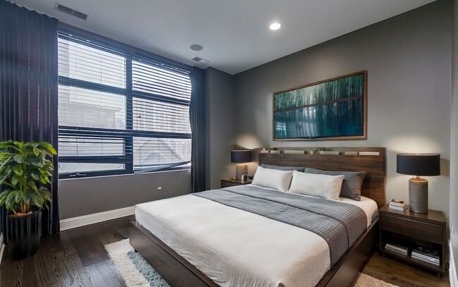 Photo - 101 W Superior St Unidad 606