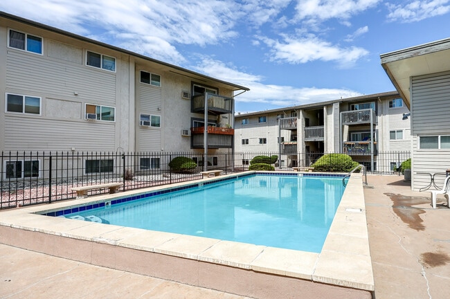 Building Photo - 5034 El Camino Dr Unit 29 Rental