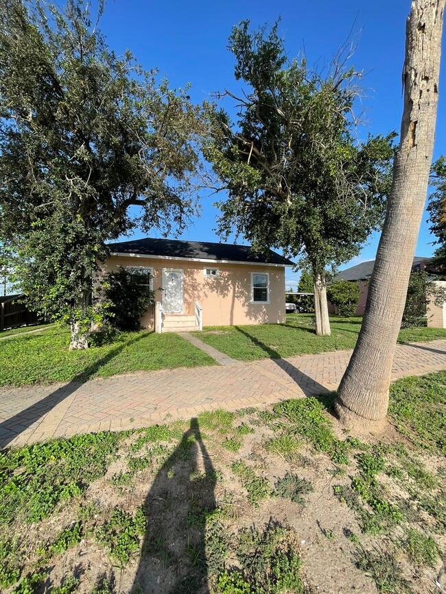 Photo - 428 S Texas Ave