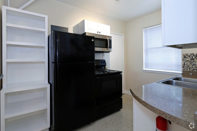 2 Bedroom/1 Bath