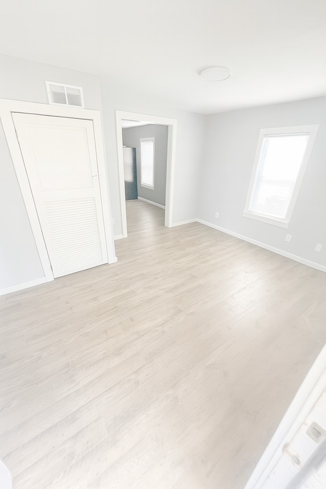 Photo - 3110 Pasteur Ave