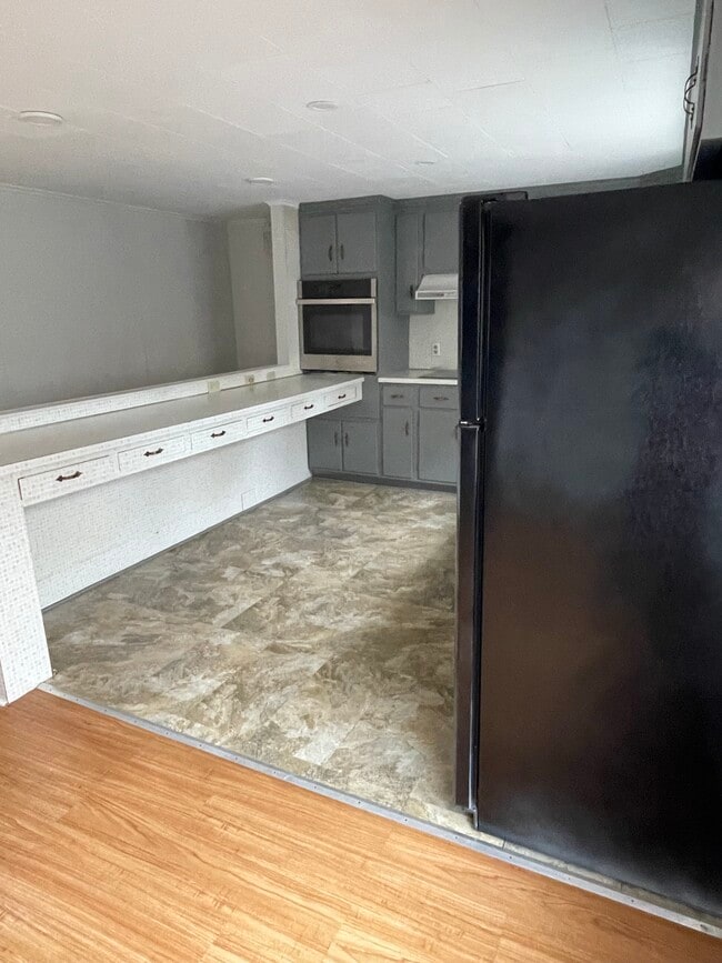 Kitchen - 53 Dartmouth St Unit 53 Dartmouth Street