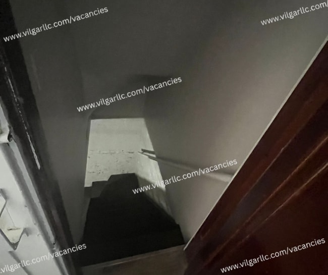Photo - 3 large bedrooms, 1 full bath home in Gary...