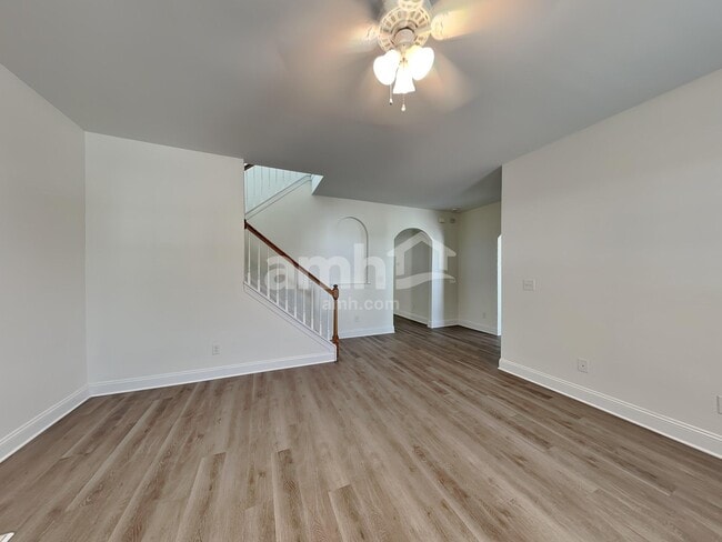 Photo - 1013 Triple Crown Dr