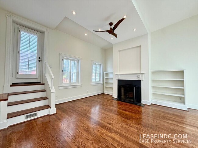 Photo - 1770 Church St NW Unidad #A