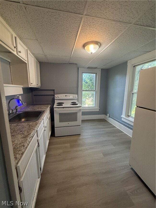 Building Photo - 825 7th St NW Unit 2