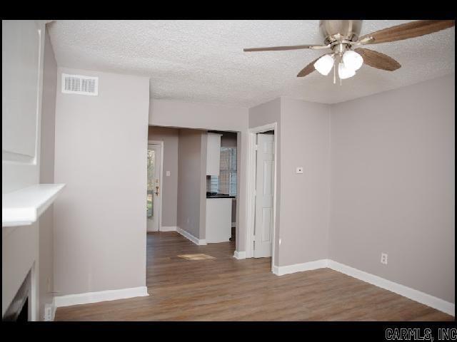 Photo - 715 S Valentine St Unit B