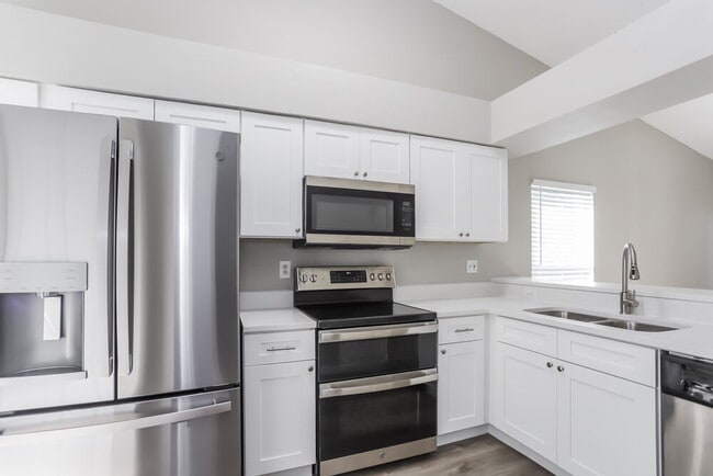 Photo - 1217 Etchfield Cir
