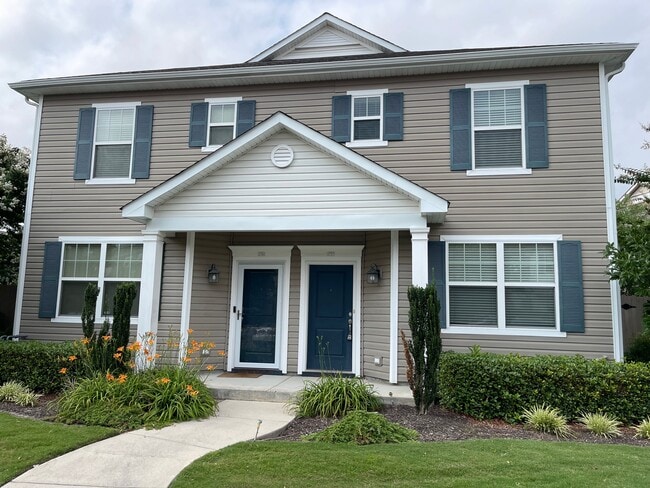 Photo - 1737 Halesworth Ln