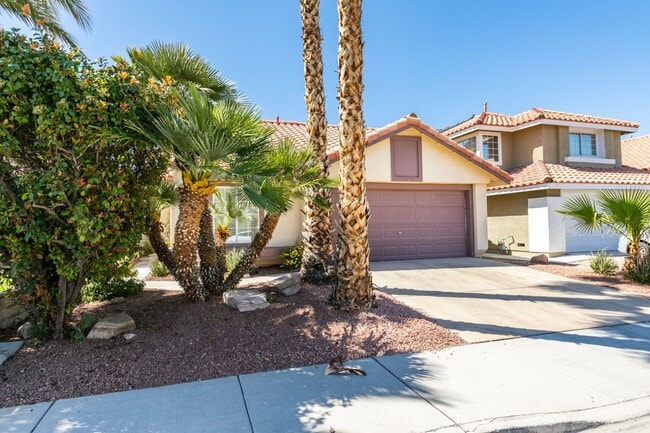 Photo - Cozy 3 bedroom single story house in Green Valley