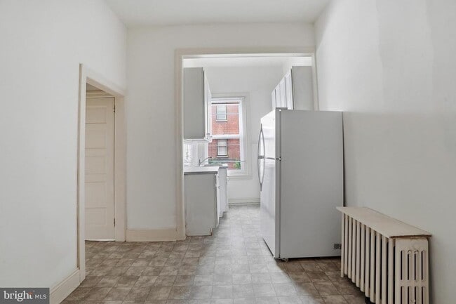 Photo - 2441 Brown St