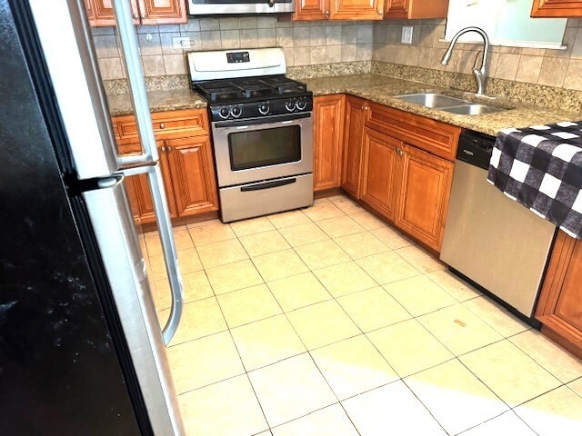 Photo - 16706 Elm St