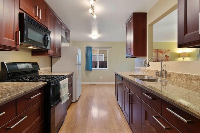 Photo - 1500 60th Ave