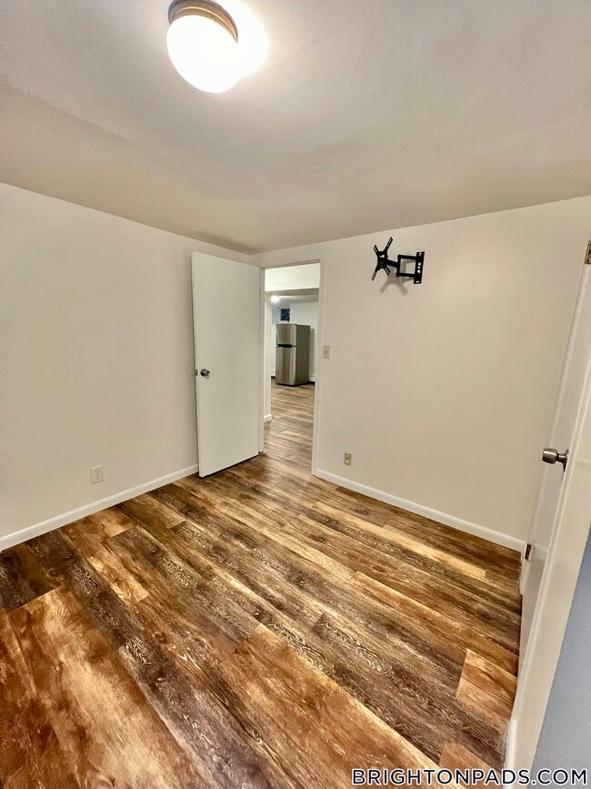 Photo - 227 Faneuil St Unidad G